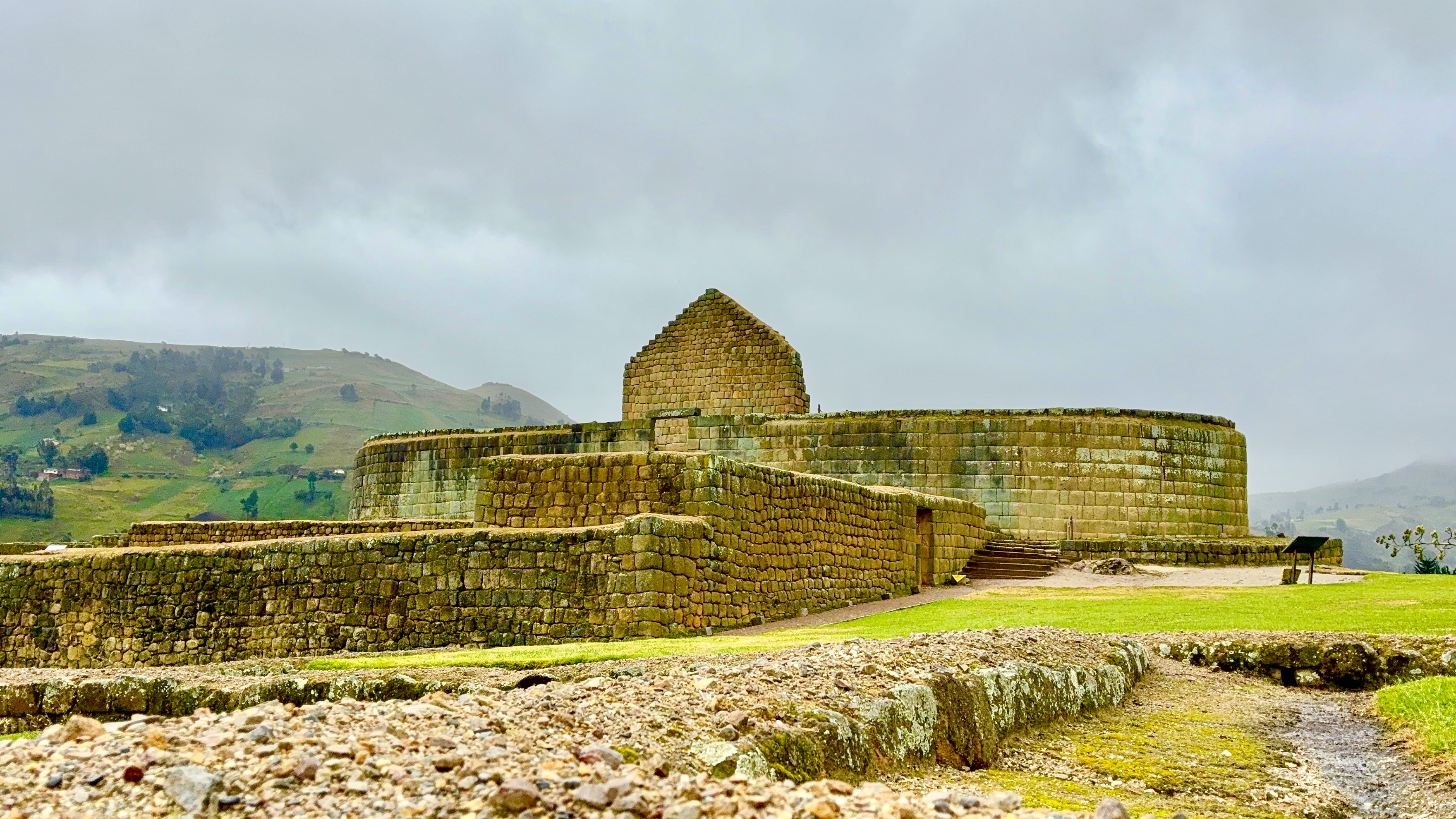 Ingapirca Archaeological Complex 9